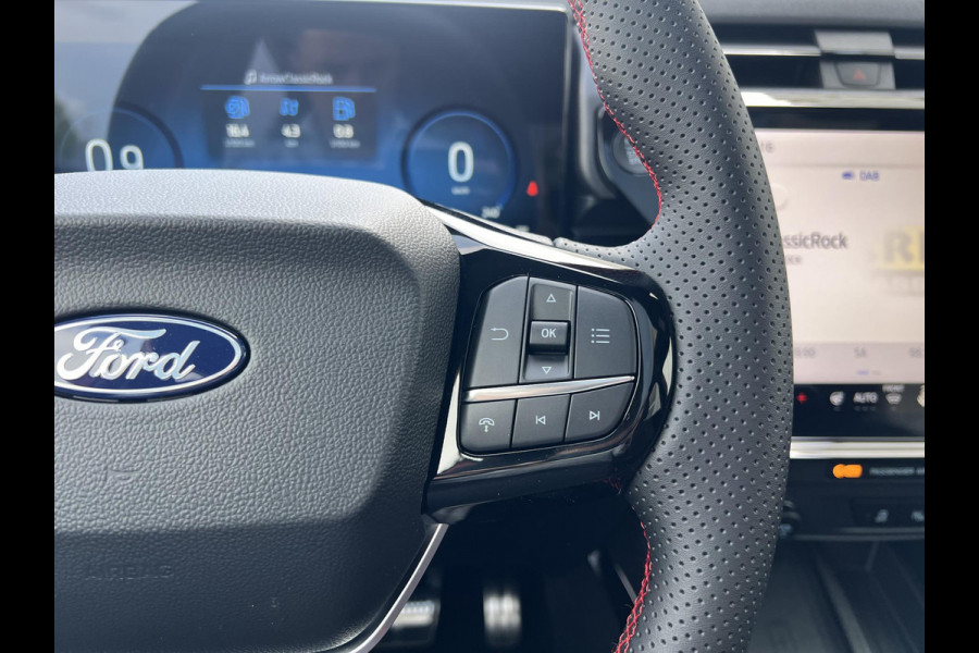Ford Puma 1.0 EcoBoost Hybrid ST-Line X 155pk Automaat | Panoramadak | Afneembare trekhaak | Winter Pack | Adaptive cruise control | 360 graden camera | Bang&Olufsen | Elektrsiche achterklep | Matrix LED