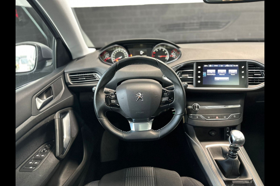 Peugeot 308 1.2 PureTech Allure | Pano | Climate | Camera | Volledige dealerhistorie | 1e eigenaar