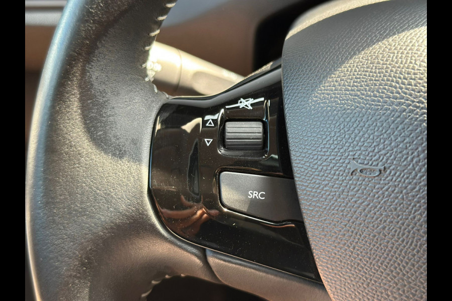 Peugeot 308 1.2 PureTech Allure | Pano | Climate | Camera | Volledige dealerhistorie | 1e eigenaar