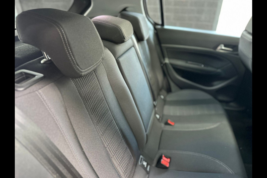 Peugeot 308 1.2 PureTech Allure | Pano | Climate | Camera | Volledige dealerhistorie | 1e eigenaar