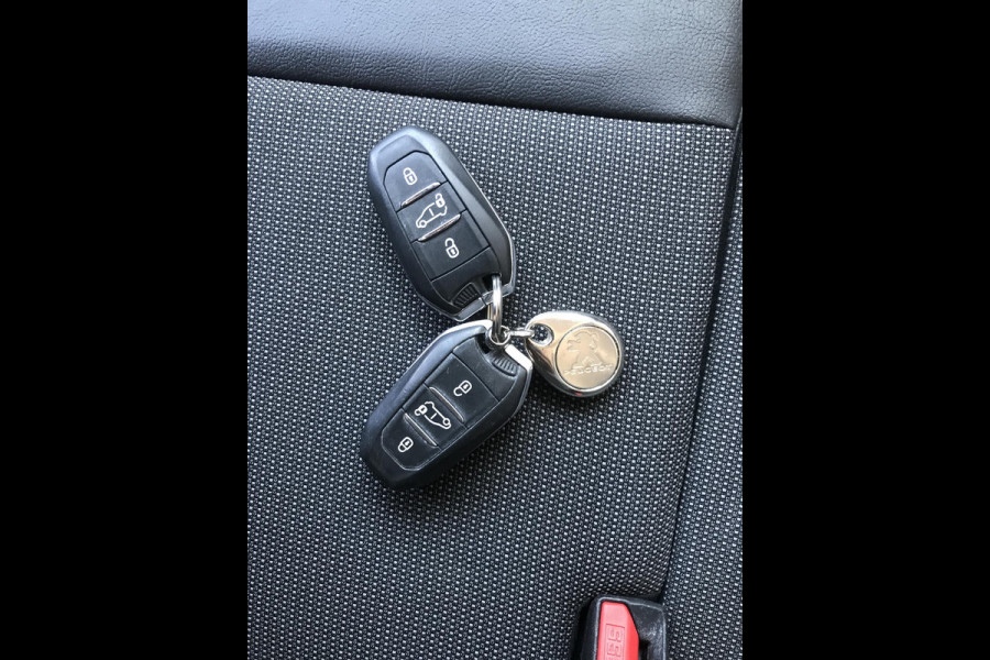 Peugeot Expert 2.0 BlueHDI 120 Standard Premium Trekhaak