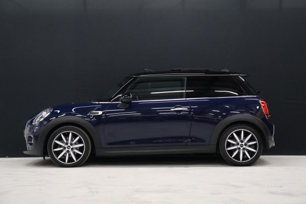 MINI Mini 1.5 Cooper Chili [SCHUIFDAK, APPLE CARPLAY, STOELVERWARMING, PARKEERSENSOR, CRUISE CONTROL, NIEUWSTAAT]