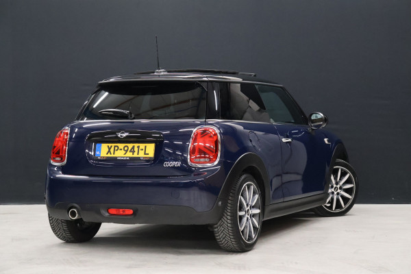 MINI Mini 1.5 Cooper Chili [SCHUIFDAK, APPLE CARPLAY, STOELVERWARMING, PARKEERSENSOR, CRUISE CONTROL, NIEUWSTAAT]
