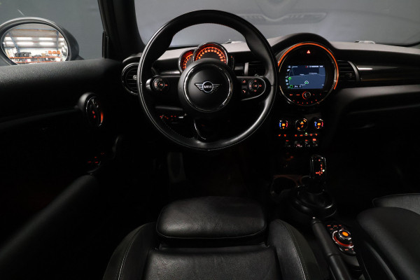 MINI Mini 1.5 Cooper Chili [SCHUIFDAK, APPLE CARPLAY, STOELVERWARMING, PARKEERSENSOR, CRUISE CONTROL, NIEUWSTAAT]