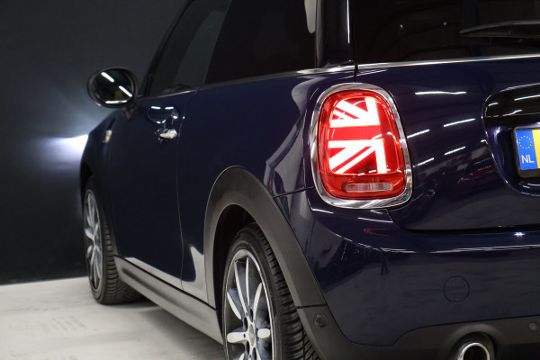 MINI Mini 1.5 Cooper Chili [SCHUIFDAK, APPLE CARPLAY, STOELVERWARMING, PARKEERSENSOR, CRUISE CONTROL, NIEUWSTAAT]