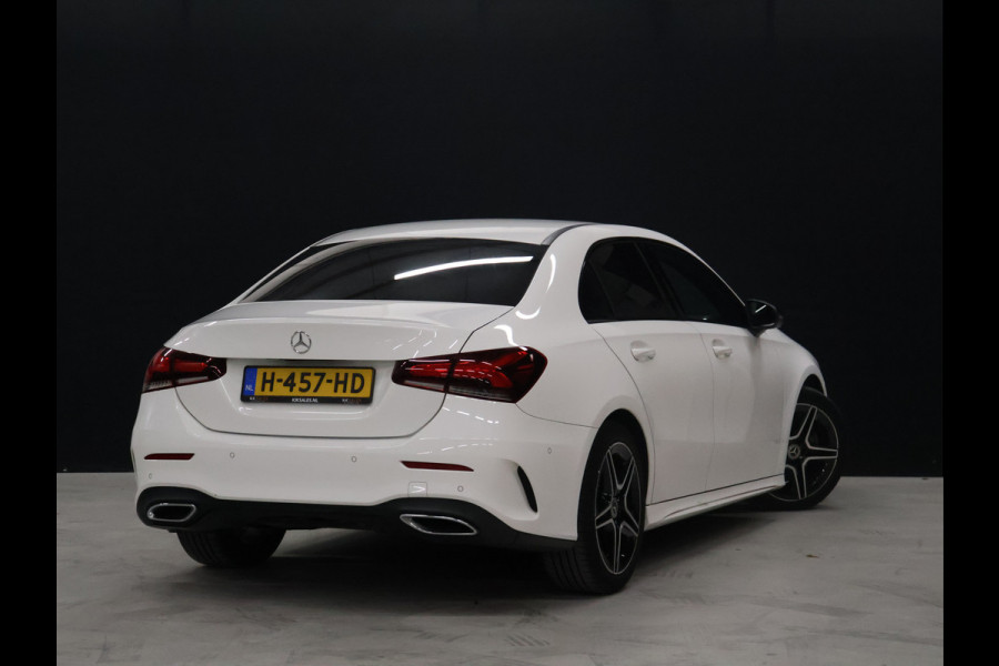 Mercedes-Benz A-Klasse 200 Business Solution AMG [CAMERA, PCA V+A, FLIPPERS, STOELVERWARMING, NAVIGATIE, CLIMATE CONTROL, TREKHAAK, NIEUWSTAAT]
