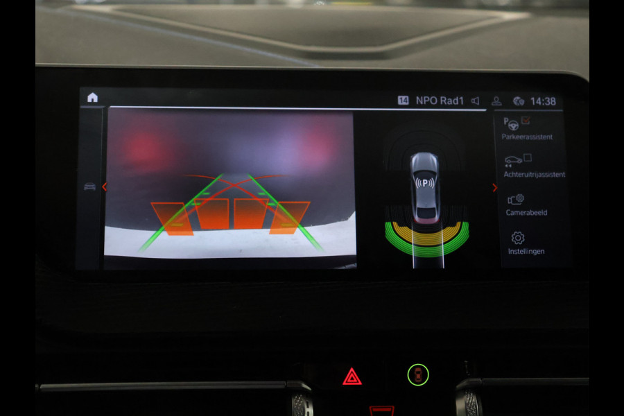 BMW 2 Serie Gran Coupé 218i M Sport [LED, DAB, LIVE COCKPIT, SFEERVERLICHTING, CAMERA, PDC V+A, APPLE CARPLAY, ANDROID, M PAKKET, CRUISE CONTROL, NIEUWSTAAT]