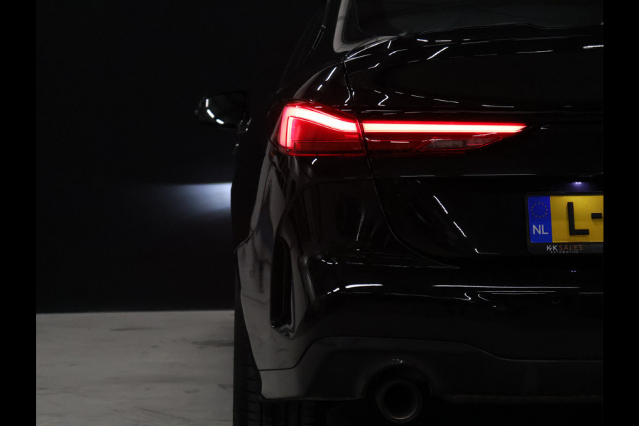 BMW 2 Serie Gran Coupé 218i M Sport [LED, DAB, LIVE COCKPIT, SFEERVERLICHTING, CAMERA, PDC V+A, APPLE CARPLAY, ANDROID, M PAKKET, CRUISE CONTROL, NIEUWSTAAT]