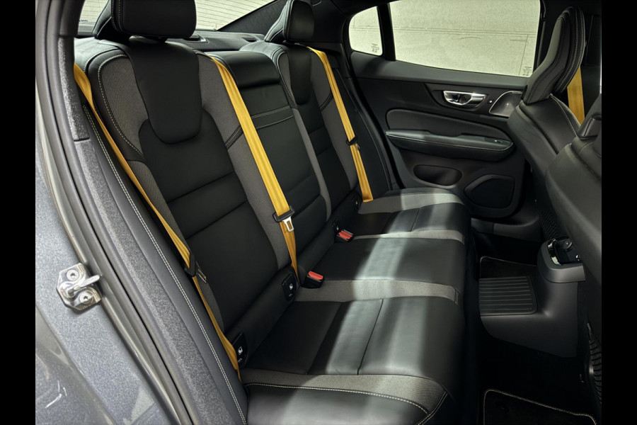 Volvo S60 2.0 T8 AWD Polestar Engineered B&W Pano Trekh. 360° Autopilot