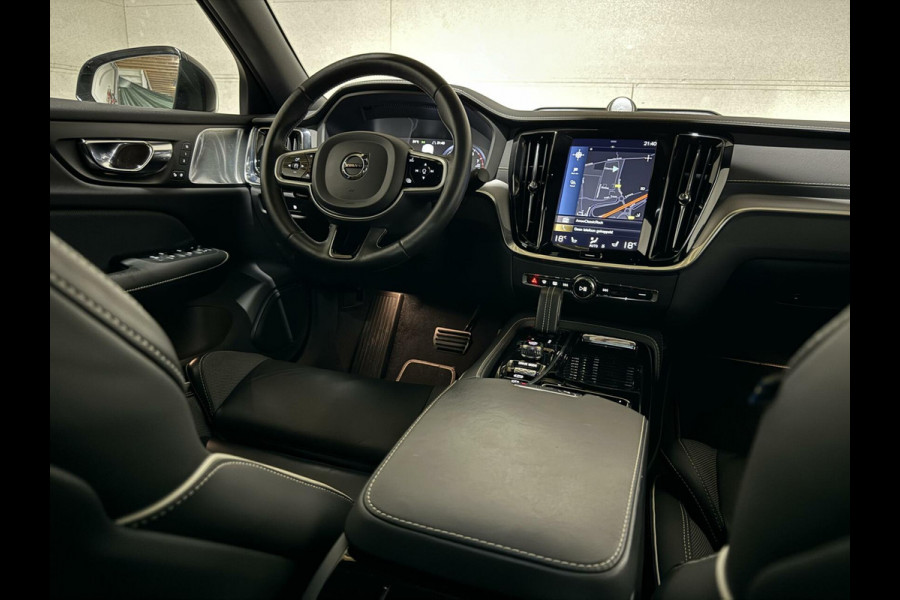 Volvo S60 2.0 T8 AWD Polestar Engineered B&W Pano Trekh. 360° Autopilot