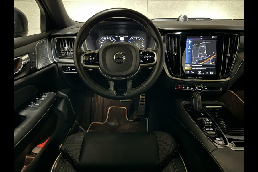 Volvo S60 2.0 T8 AWD Polestar Engineered B&W Pano Trekh. 360° Autopilot