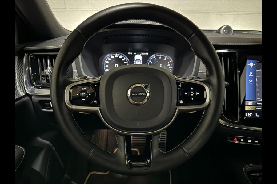 Volvo S60 2.0 T8 AWD Polestar Engineered B&W Pano Trekh. 360° Autopilot