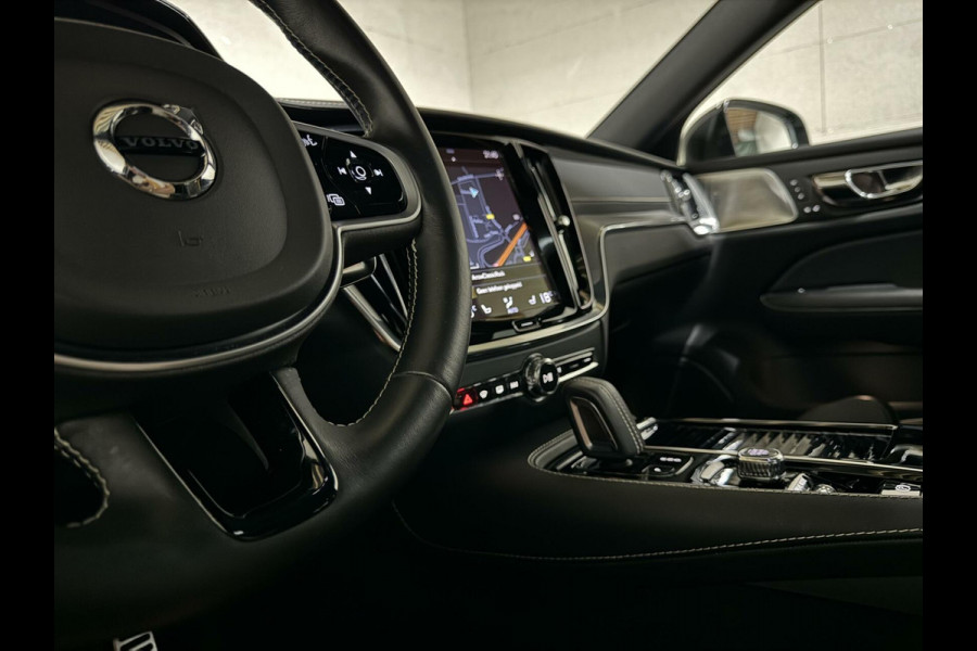 Volvo S60 2.0 T8 AWD Polestar Engineered B&W Pano Trekh. 360° Autopilot