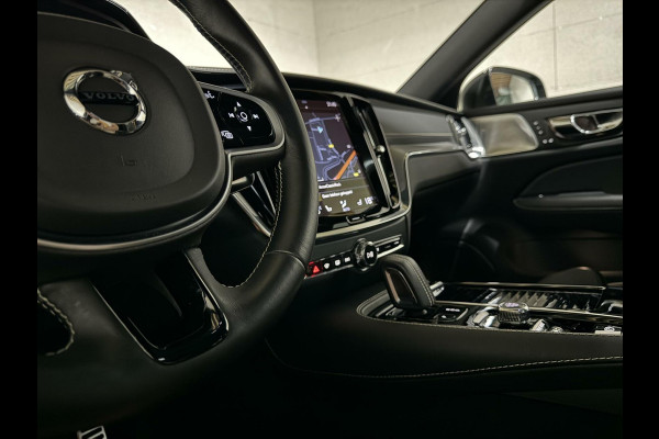 Volvo S60 2.0 T8 AWD Polestar Engineered B&W Pano Trekh. 360° Autopilot