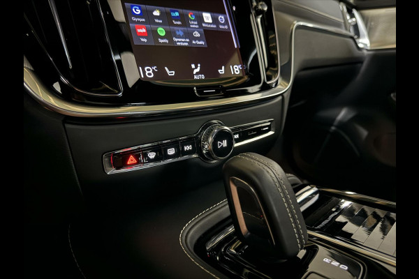 Volvo S60 2.0 T8 AWD Polestar Engineered B&W Pano Trekh. 360° Autopilot