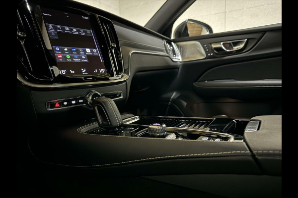 Volvo S60 2.0 T8 AWD Polestar Engineered B&W Pano Trekh. 360° Autopilot