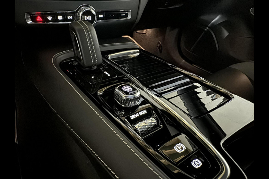 Volvo S60 2.0 T8 AWD Polestar Engineered B&W Pano Trekh. 360° Autopilot