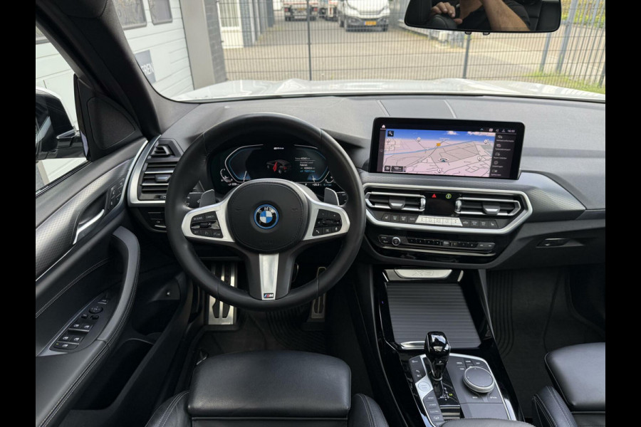 BMW X3 xDrive30e High Executive MSPORT BLACK EDITION PANORAMADAK LEER