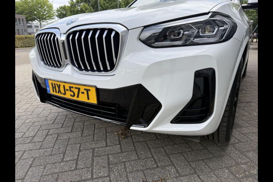 BMW X3 xDrive30e High Executive MSPORT BLACK EDITION PANORAMADAK LEER