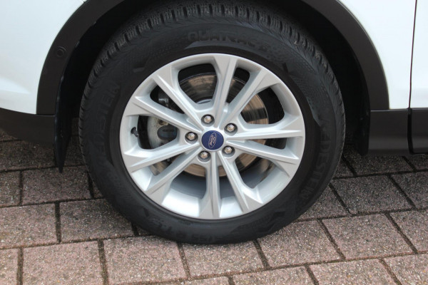 Ford Kuga 1.5 EcoBoost Titanium|Prijs rijklaar incl. 12 mnd garantie| Trekhaak Navi PDC Stoel en stuurverwarming Carplay