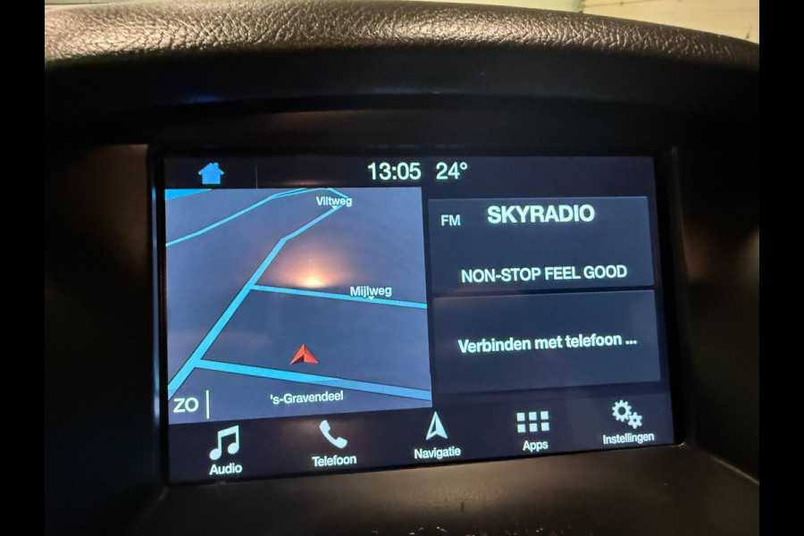 Ford Focus 1.0 ST-Line NAVI/CARPLAY/CRUISE/ECC/PDC///