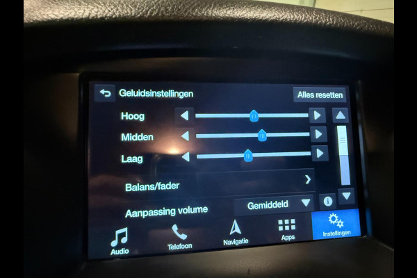 Ford Focus 1.0 ST-Line NAVI/CARPLAY/CRUISE/ECC/PDC///