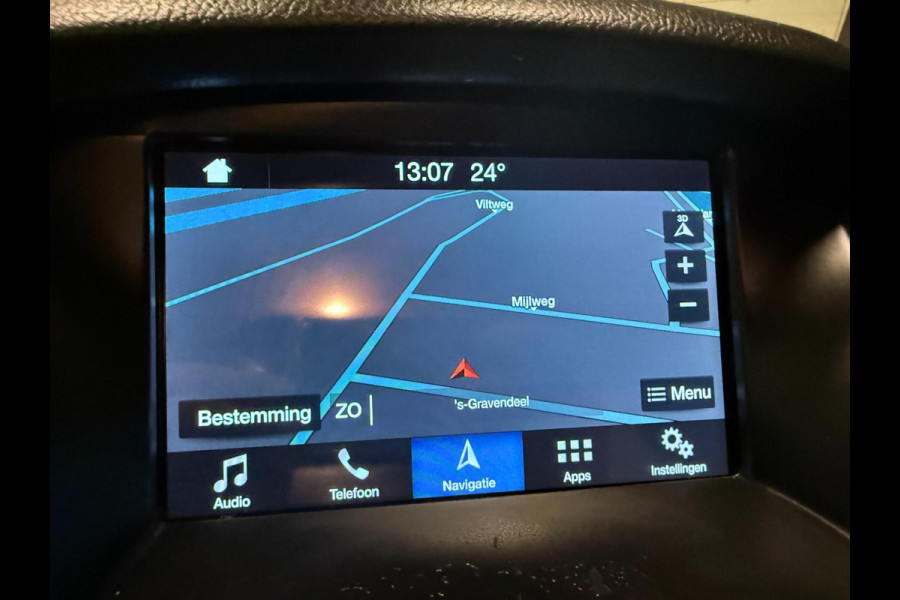 Ford Focus 1.0 ST-Line NAVI/CARPLAY/CRUISE/ECC/PDC///