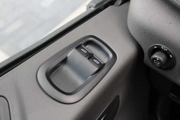 Ford Transit 350 2.0 TDCI L2H2 Limited 165pk - Adaptive Cruise - Xenon - Navi - Blind Spot - 360 camera - Rijklaar