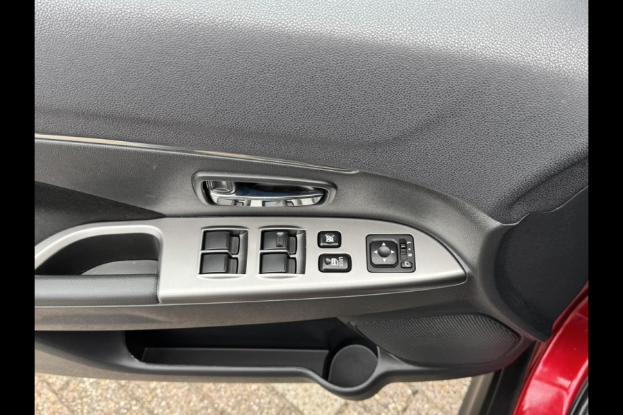 Mitsubishi ASX 2.0 Intense Automaat Cruise control Climate control Apple Carplay Achteruitrijcamera