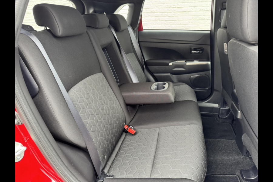 Mitsubishi ASX 2.0 Intense Automaat Cruise control Climate control Apple Carplay Achteruitrijcamera