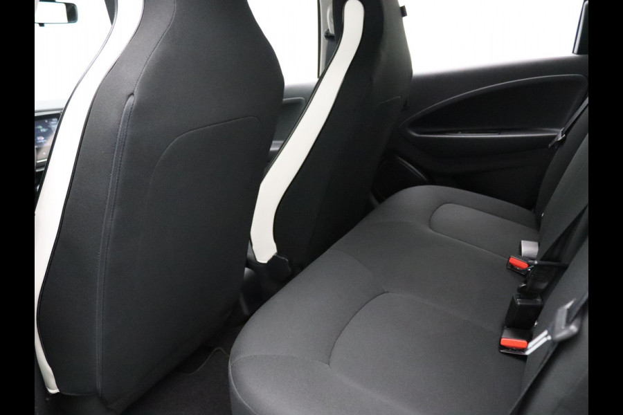 Renault ZOE R110 Life Carshare 52 kWh Automaat Cruise | Climate | Carplay | Parkeersens. achter