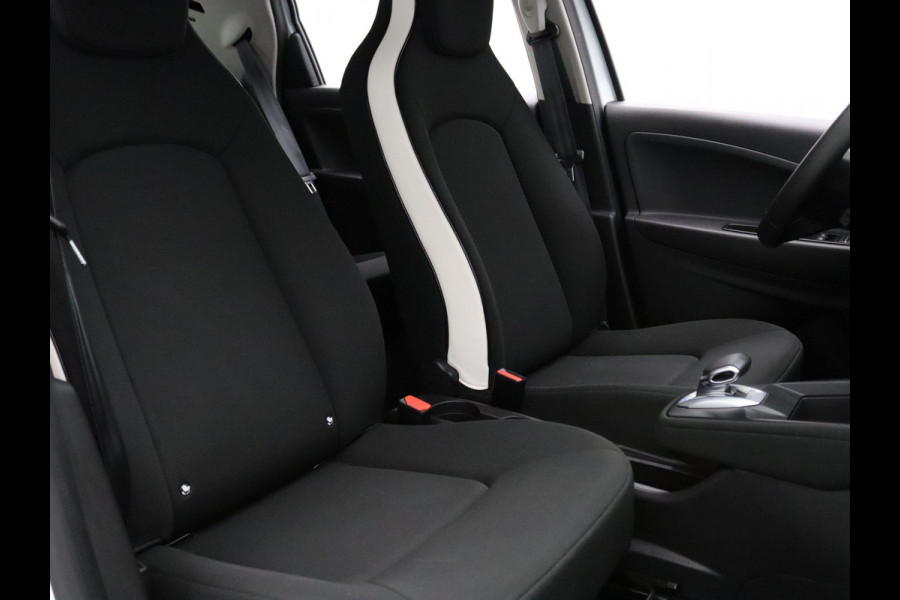 Renault ZOE R110 Life Carshare 52 kWh Automaat Cruise | Climate | Carplay | Parkeersens. achter