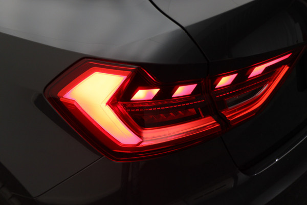 Audi A1 Sportback 25 TFSI epic Virtual Cockpit, Apple Carplay, Climate, Lane Assist, PDC, 17"