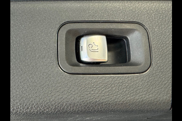 Mercedes-Benz GLC 250 4MATIC Premium Plus AUT. PANORAMADAK CRUISE CAMERA TREKHAAK PDC NAVIGATIE STOELVERWARMING AIRCO