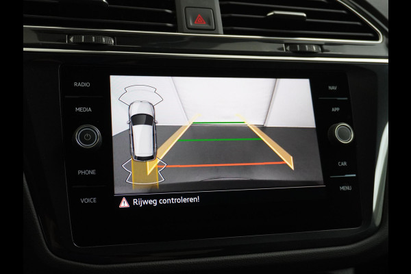 Volkswagen Tiguan 1.5 TSI R-Line Business R LINE in-exterieur  CAMERA | STOEL + STUURVERWARMING | VIRTUAL DASH