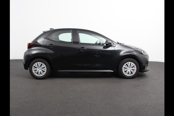 Mazda 2 Hybrid 1.5 Prime-line Airco Adaptieve cruise control Achteruitrijcamera Lane assist Radio Apple Carplay/ Android auto