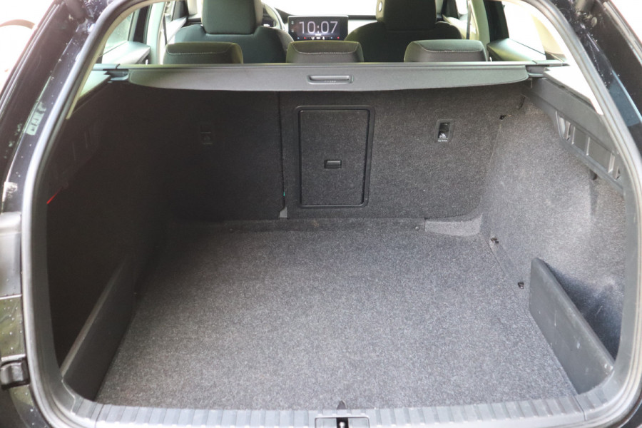 Škoda Octavia Combi 1.0 TSI Business Edition | Trekhaak | Navi | Virtual cockpit |