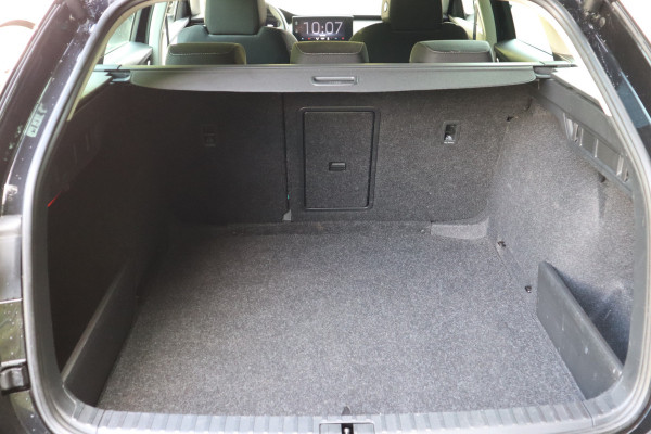 Škoda Octavia Combi 1.0 TSI Business Edition | Trekhaak | Navi | Virtual cockpit |