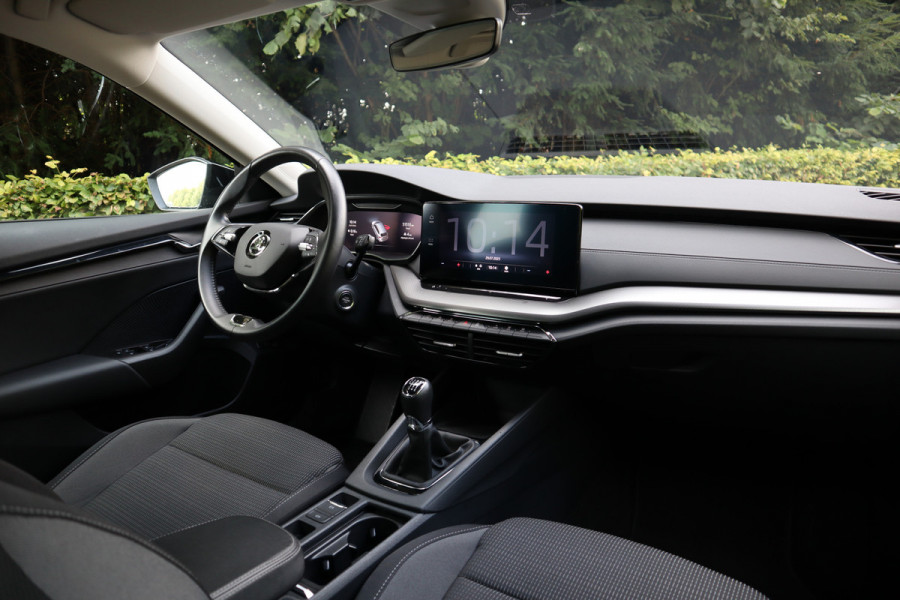 Škoda Octavia Combi 1.0 TSI Business Edition | Trekhaak | Navi | Virtual cockpit |