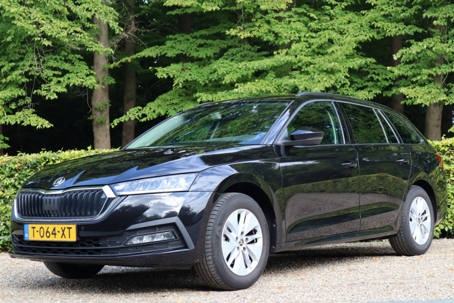 Škoda Octavia Combi 1.0 TSI Business Edition | Trekhaak | Navi | Virtual cockpit |
