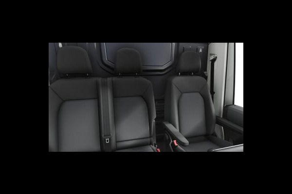 Volkswagen Crafter Trendline L3 2.0 TDI EU6 140 pk GVW 3.0T NETTO DEAL!! Zijschuifdeur links en rechts! Trekhaak! VOORRAAD!! !