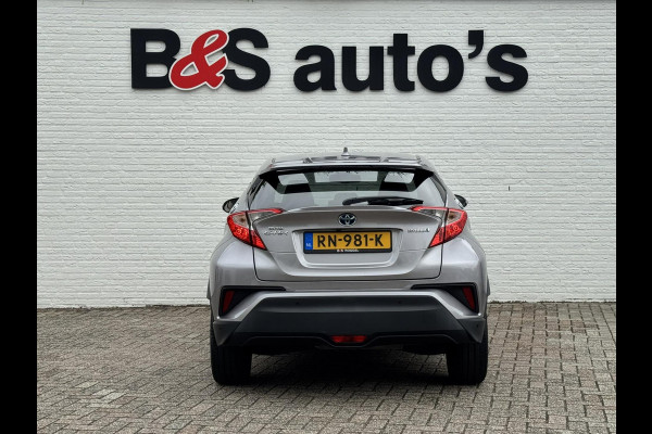 Toyota C-HR 1.8 Hybrid Style Cruise control Climate control Stoelverwarming JBL Parkeersensoren voor/achter Achteruitrijcamera