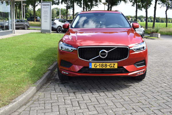 Volvo XC60 2.0 T5 Momentum | DAB | 19 Inch LM | Volvo On Call | Trekhaak | Stoelverwarming | Getint glas