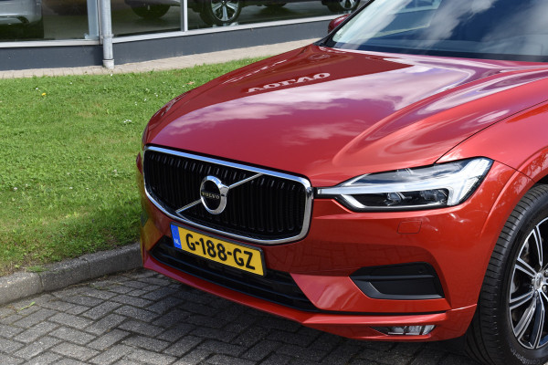 Volvo XC60 2.0 T5 Momentum | DAB | 19 Inch LM | Volvo On Call | Trekhaak | Stoelverwarming | Getint glas