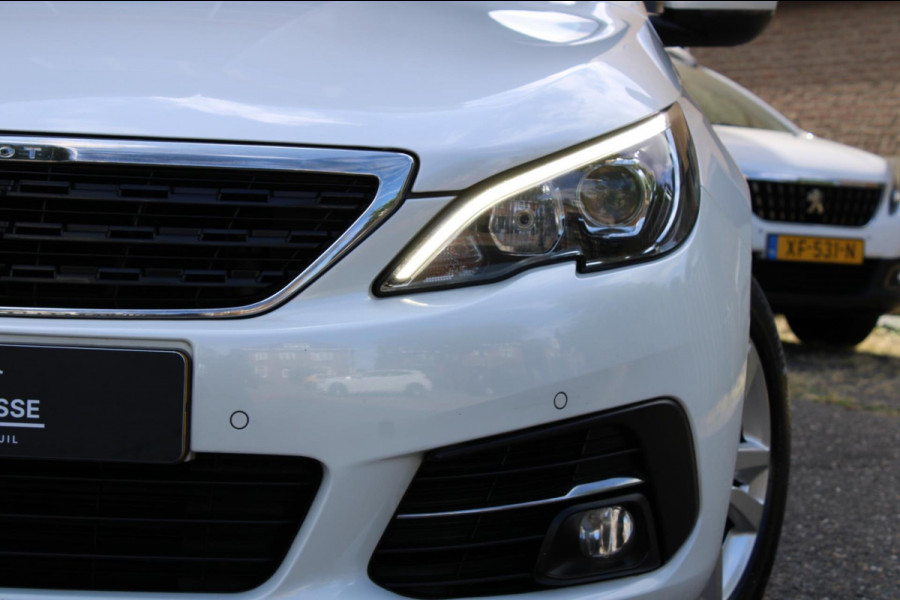 Peugeot 308 SW 1.2 PureTech Blue Lease Executive Navi Pano