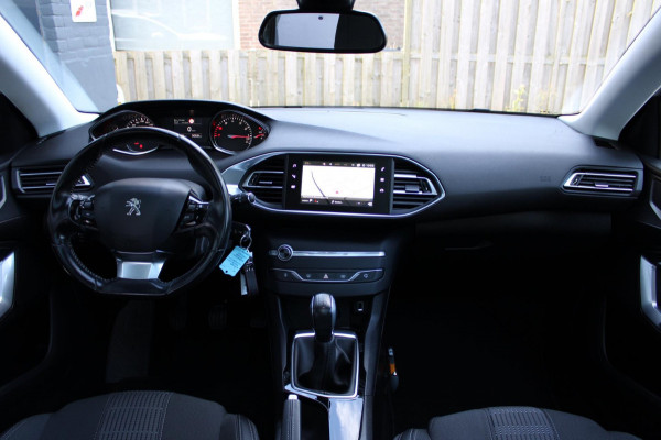 Peugeot 308 SW 1.2 PureTech Blue Lease Executive Navi Pano