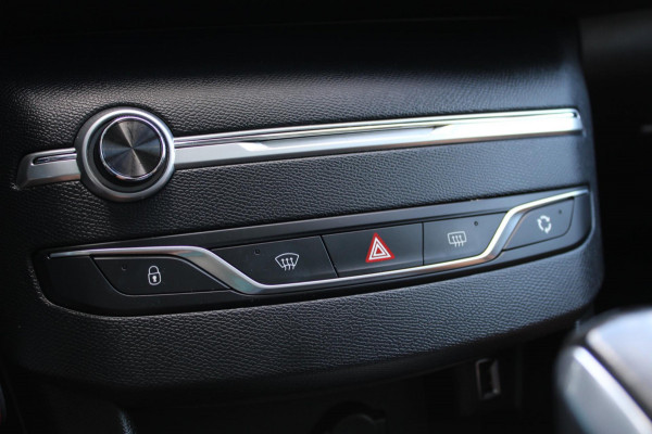 Peugeot 308 SW 1.2 PureTech Blue Lease Executive Navi Pano