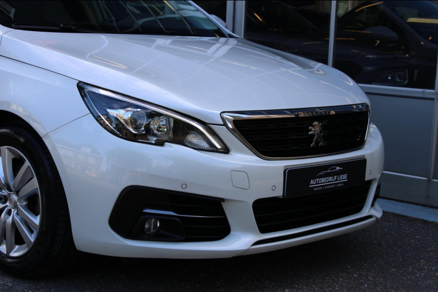 Peugeot 308 SW 1.2 PureTech Blue Lease Executive Navi Pano