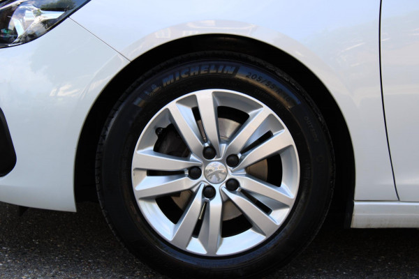 Peugeot 308 SW 1.2 PureTech Blue Lease Executive Navi Pano