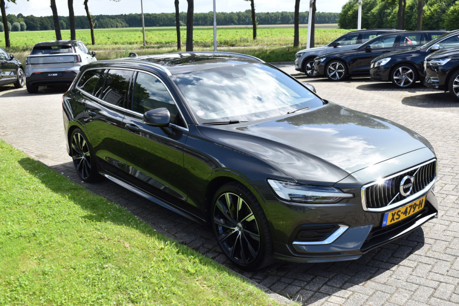 Volvo V60 2.0 T5 Inscription Leer | Pano Dak | ACC | Stoelverwarming | Park V+A | Styling Kit